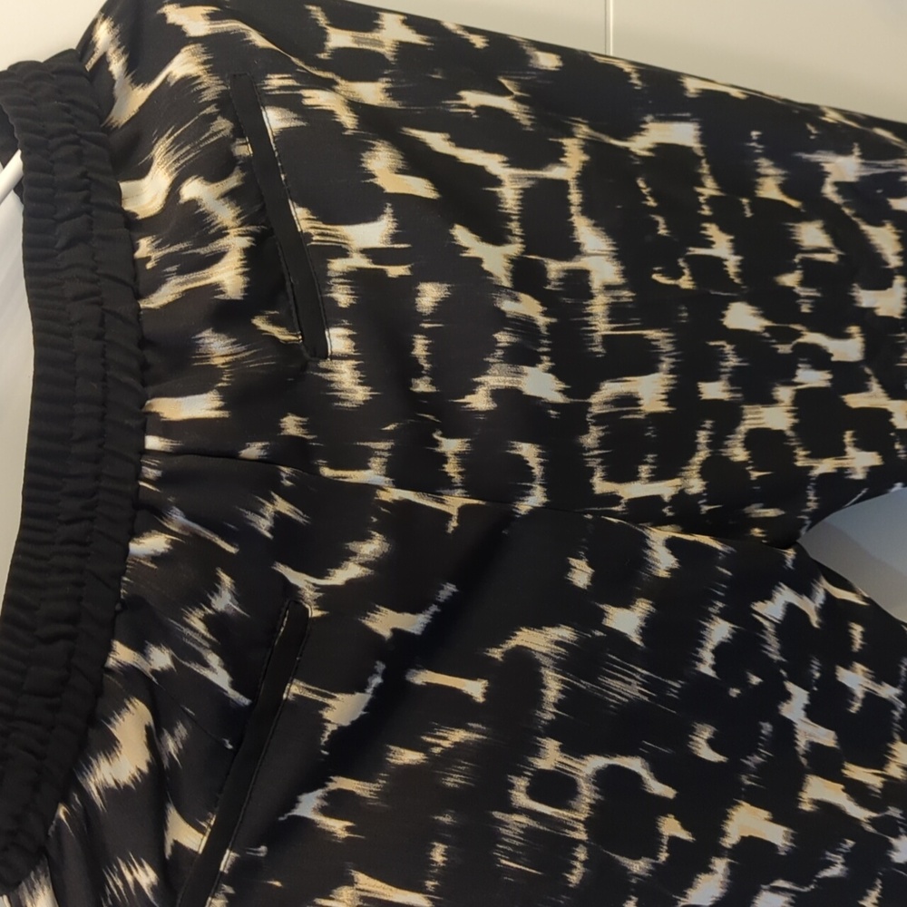 In Wear pants - Picture 5 of 5